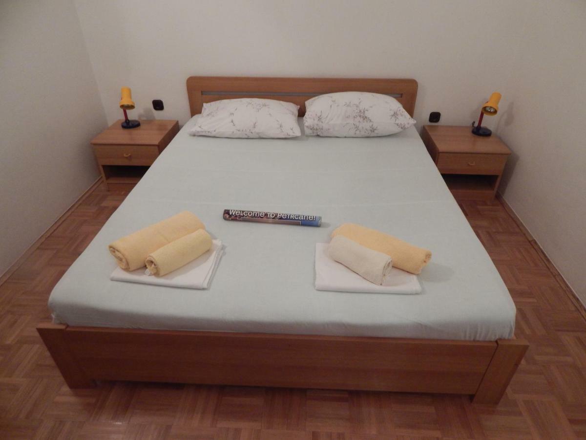 Apartman Duje Petrčane Extérieur photo