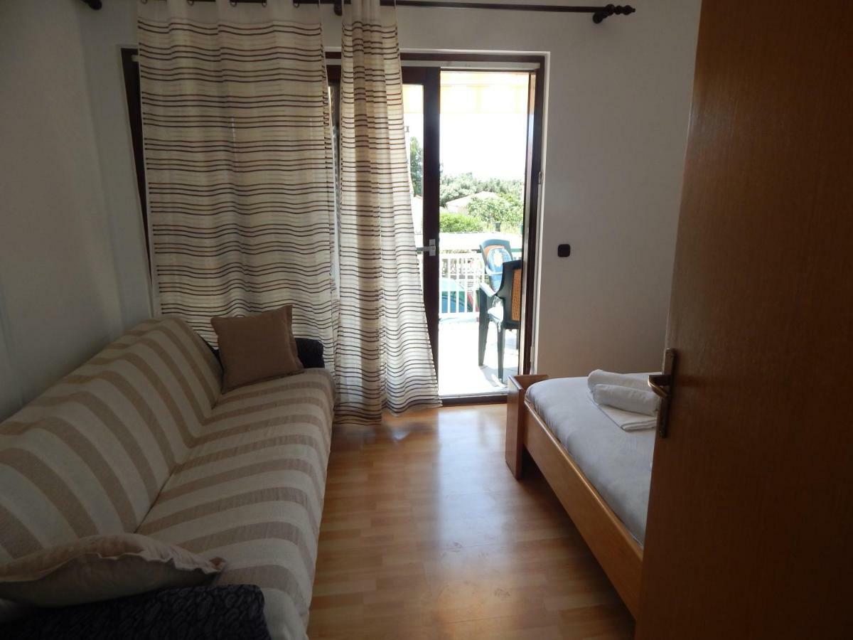 Apartman Duje Petrčane Extérieur photo