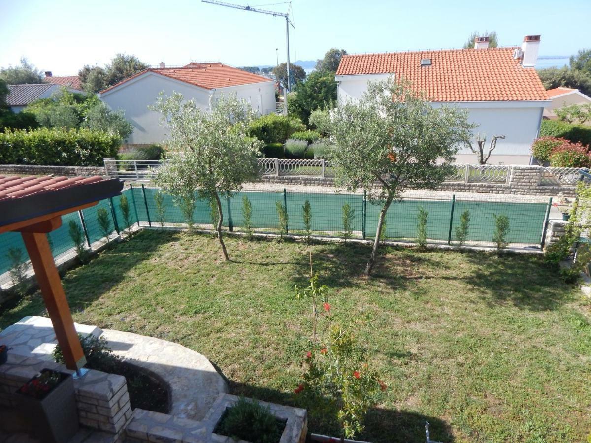 Apartman Duje Petrčane Extérieur photo